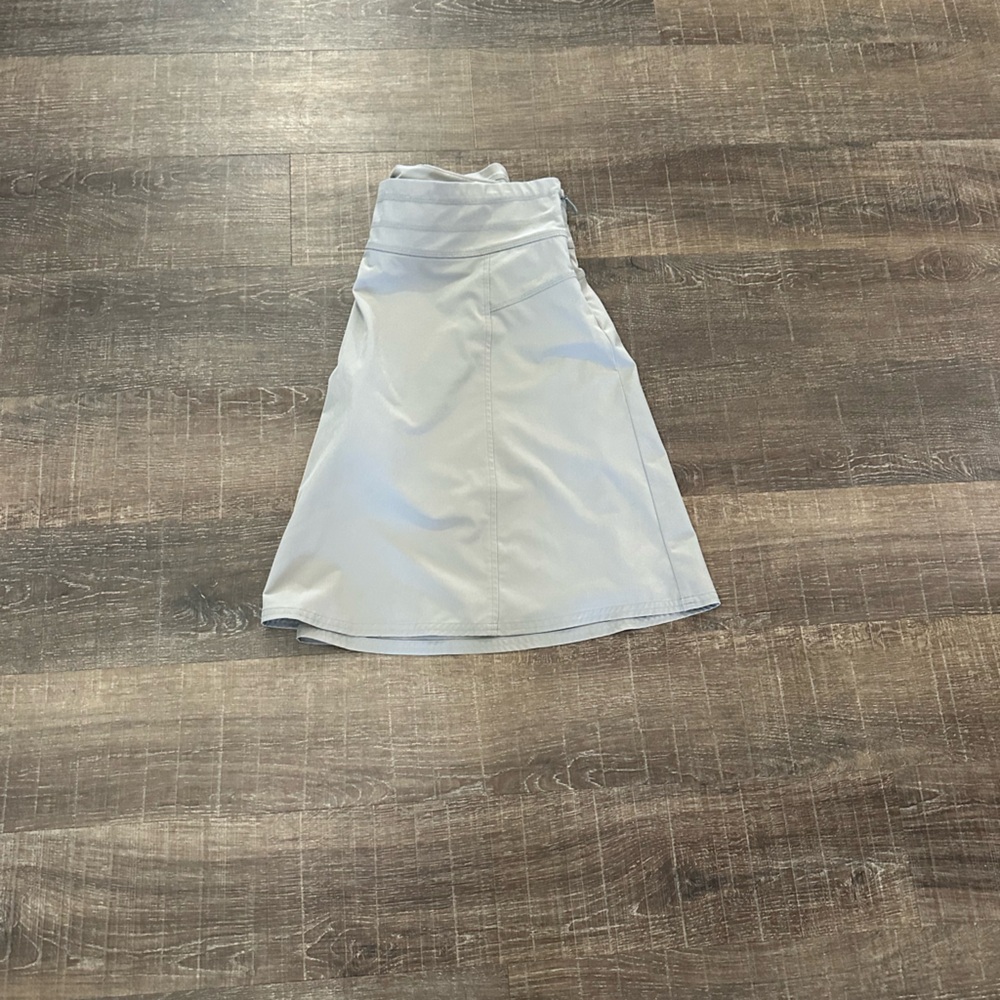 Athleta Gray Tennis Skort Size 10 - Picture 3 of 7